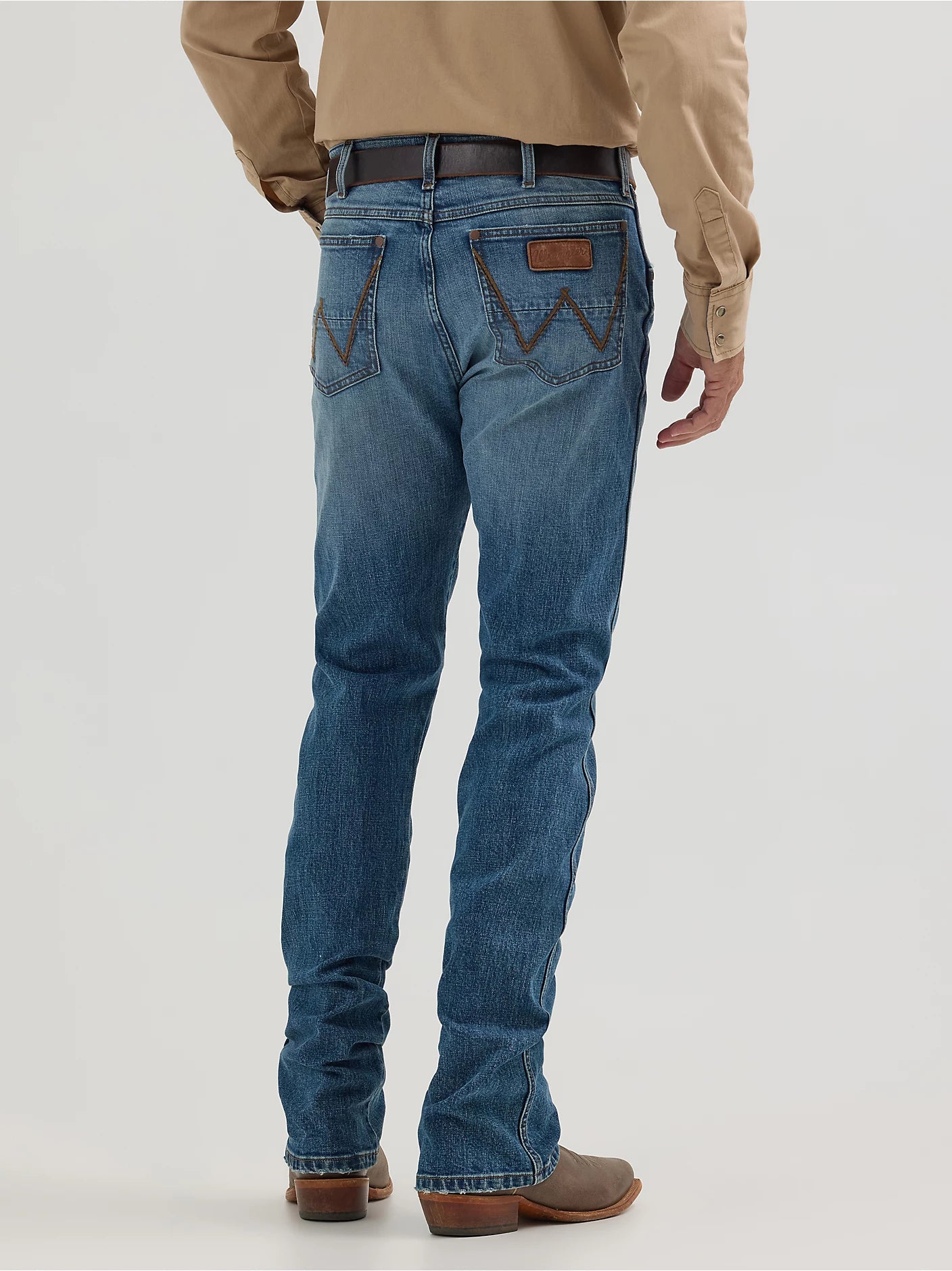 Wrangler Men's  Retro Slim Fit Bootcut Jean - Bryson