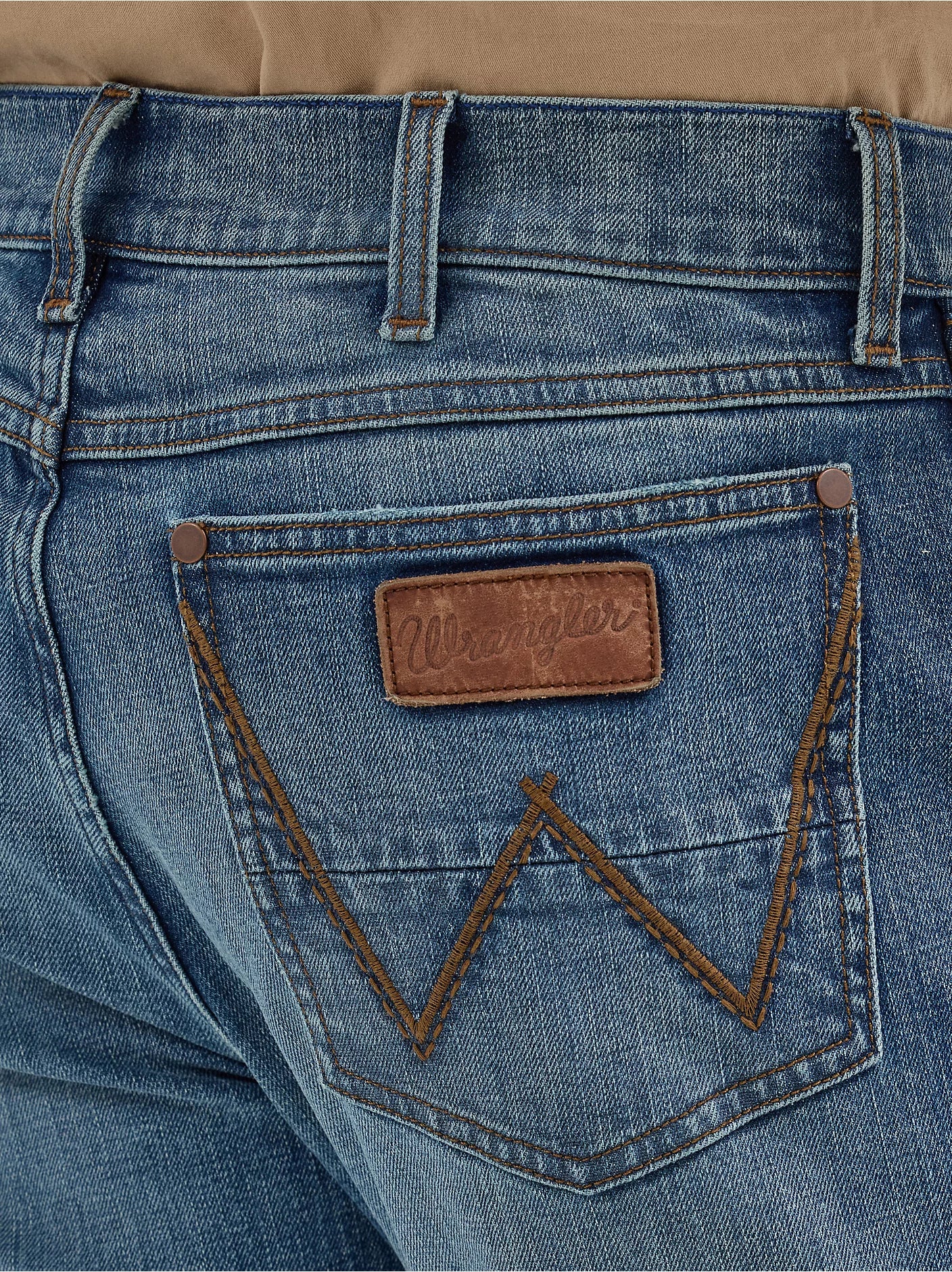 Wrangler Men's  Retro Slim Fit Bootcut Jean - Bryson