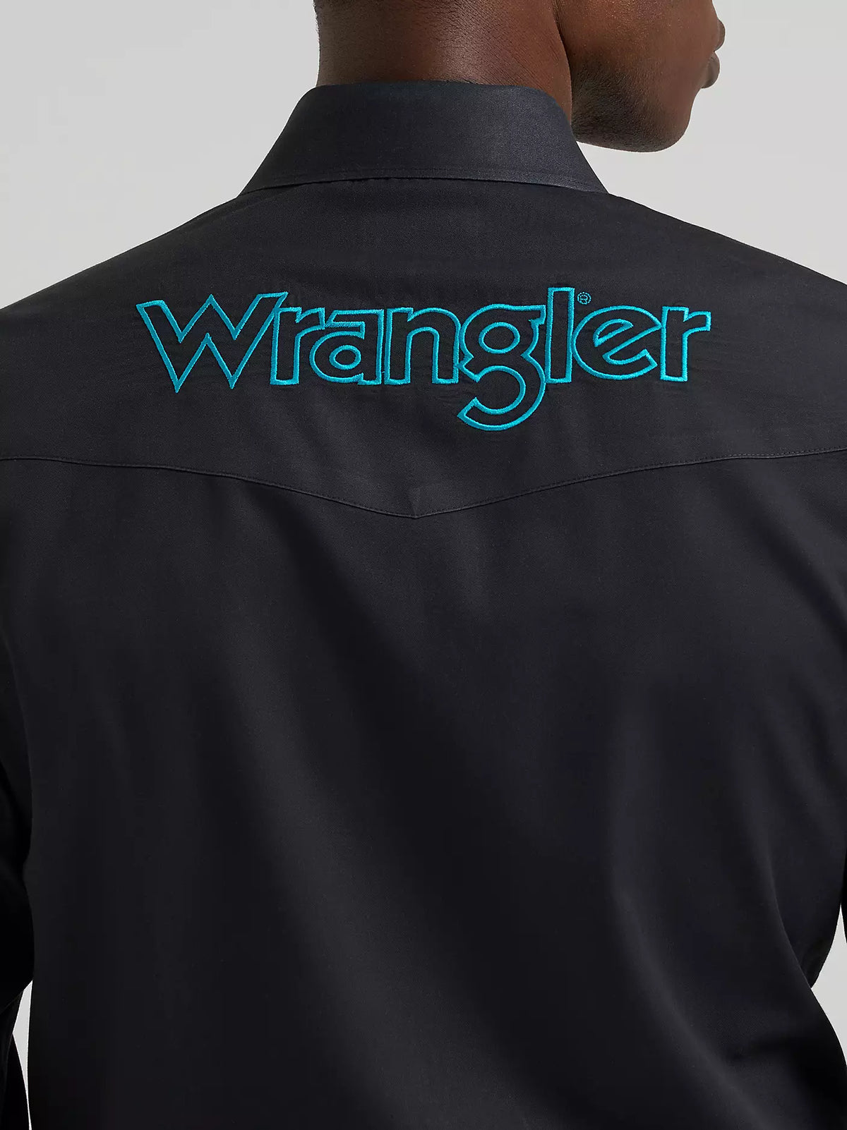 Wrangler® Men's Logo Long Sleeve Western Snap Shirt - Black