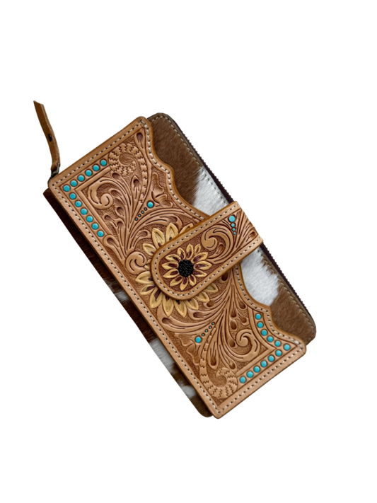 The Design Edge Women's Cowhide Sunflower Tooling Leather Zippered Wallet – AW34 – Merida