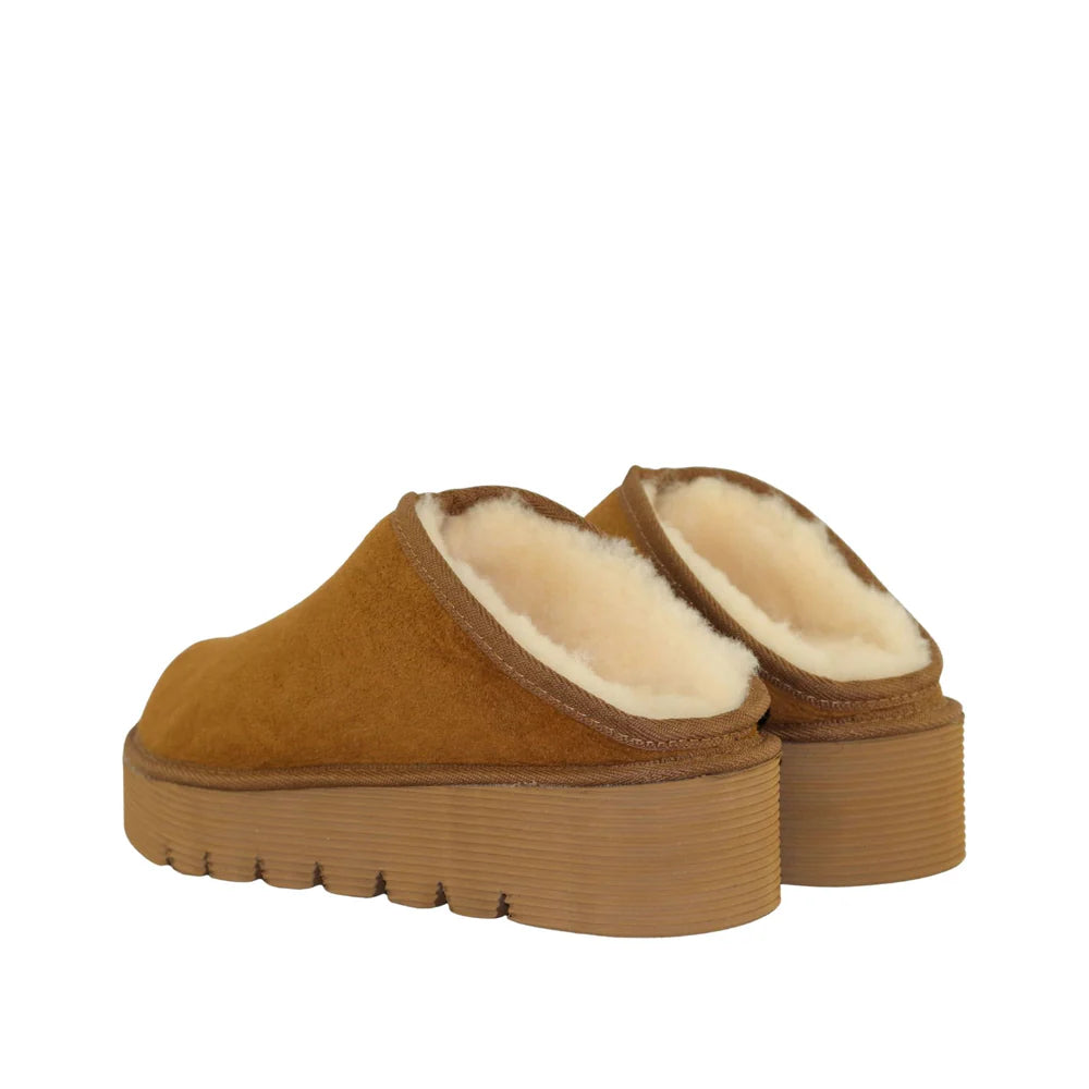 UGG PLATFORM BOBI SCUFF SLIPPER - CHESTNUT