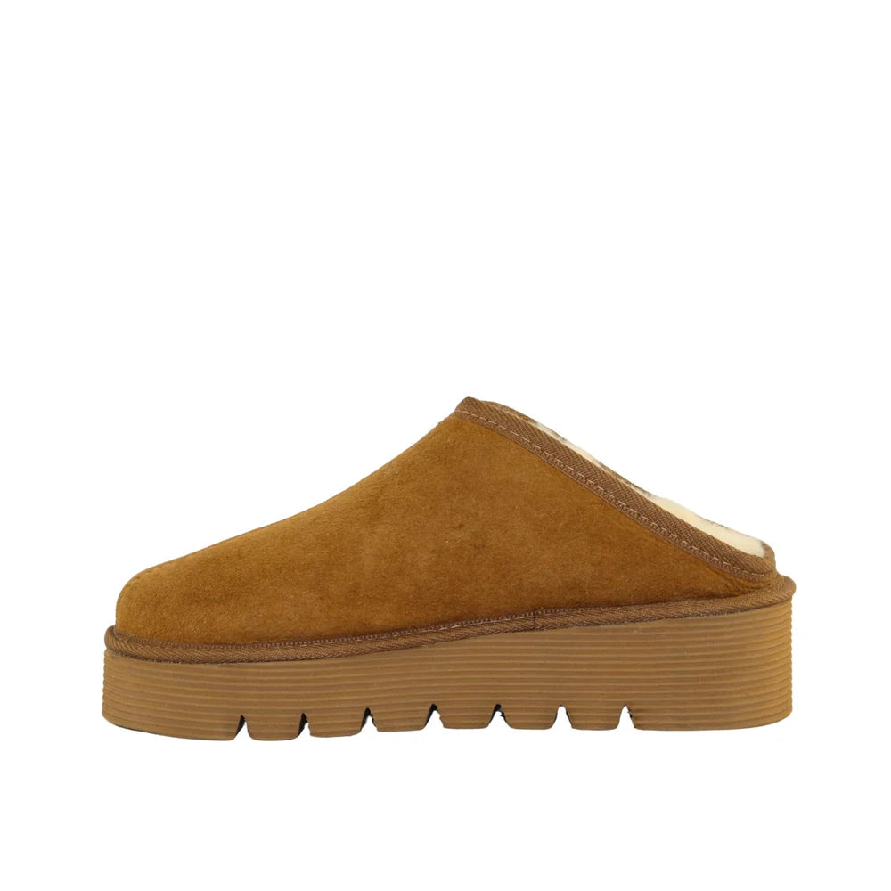 UGG PLATFORM BOBI SCUFF SLIPPER - CHESTNUT