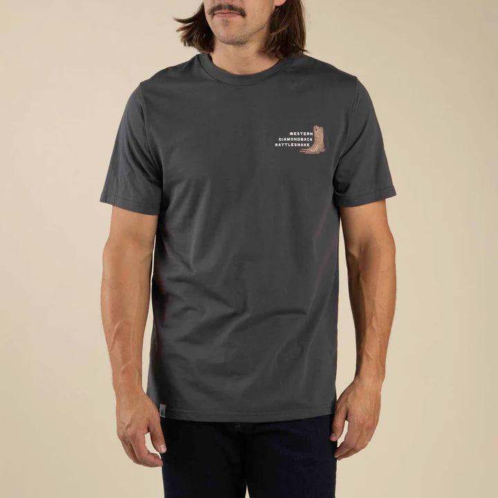 Sendero Provisions Co - Men's Rattlesnake T-Shirt -Vintage Black