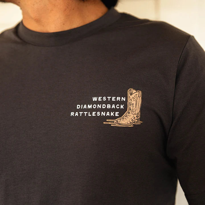 Sendero Provisions Co - Men's Rattlesnake T-Shirt -Vintage Black
