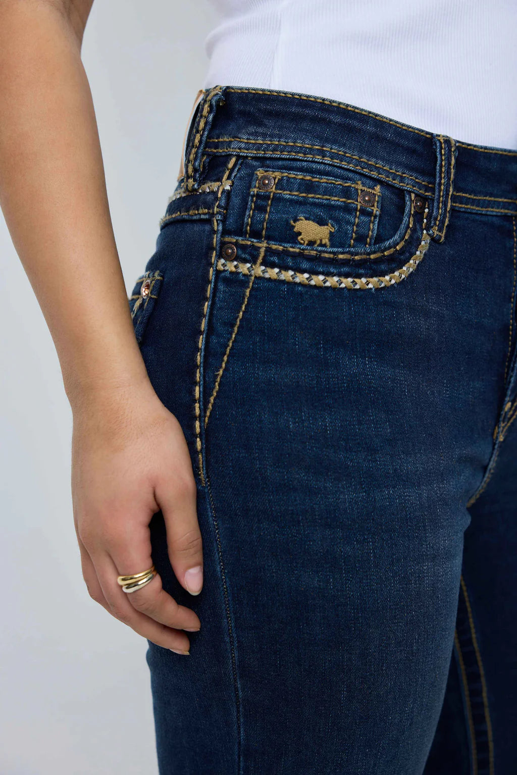 Ringers Western Women's Indi Rodeo Saddle Stitch High Rise Wide Bootleg Jean - Dark Blue