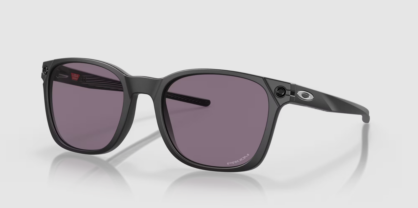 Oakley Objector Sunglasses – Matte Black w/ Prizm Grey