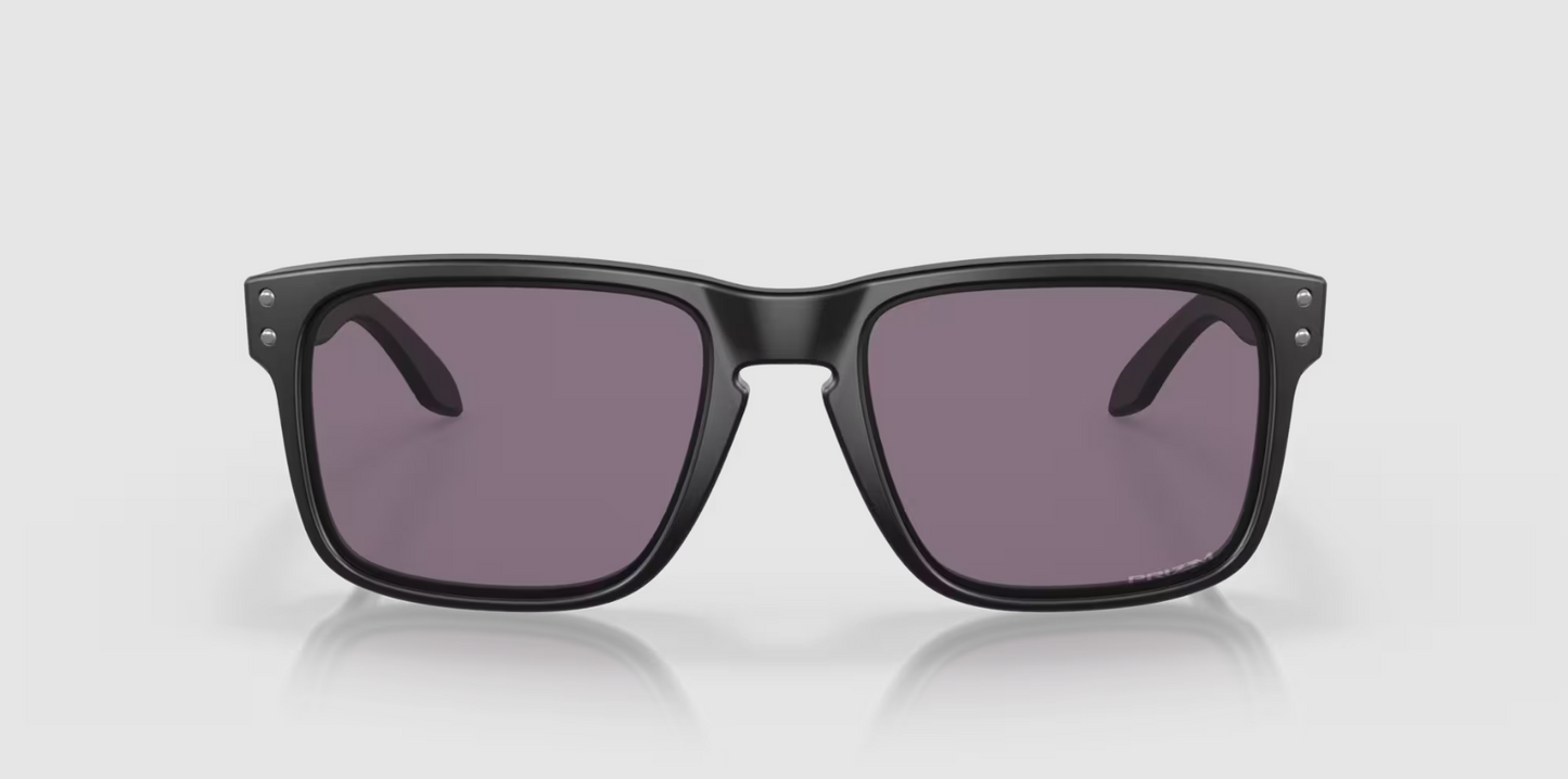 Oakley Holbrook Matte Black w/ Prizm Grey