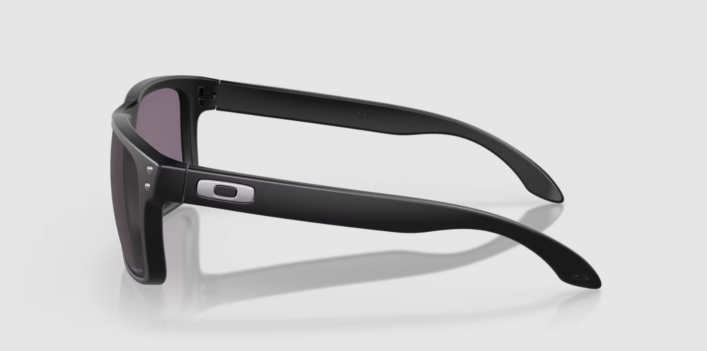 Oakley Holbrook Matte Black w/ Prizm Grey