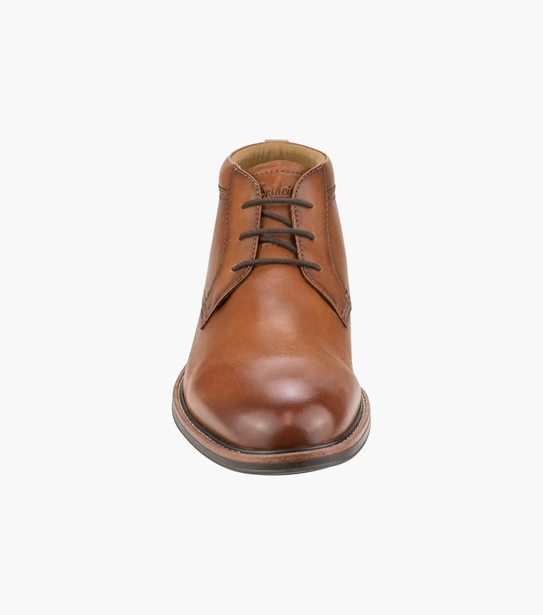 Florsheim Men's Traveller Chukka Plain Toe Chukka Boot - Cognac