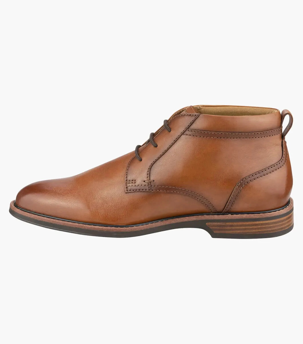 Florsheim Men's Traveller Chukka Plain Toe Chukka Boot - Cognac