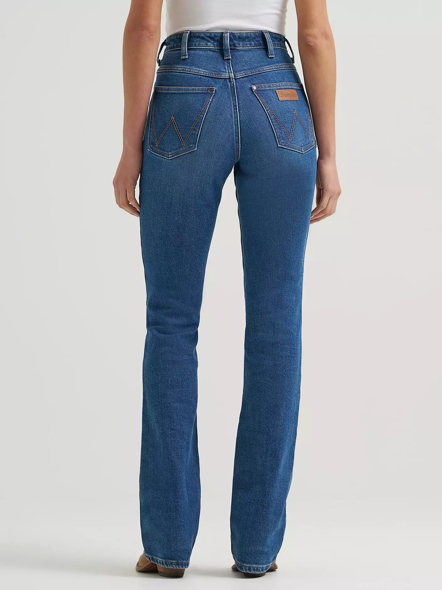 Wrangler Women's High Rise Rodeo Bootcut Riding Jean