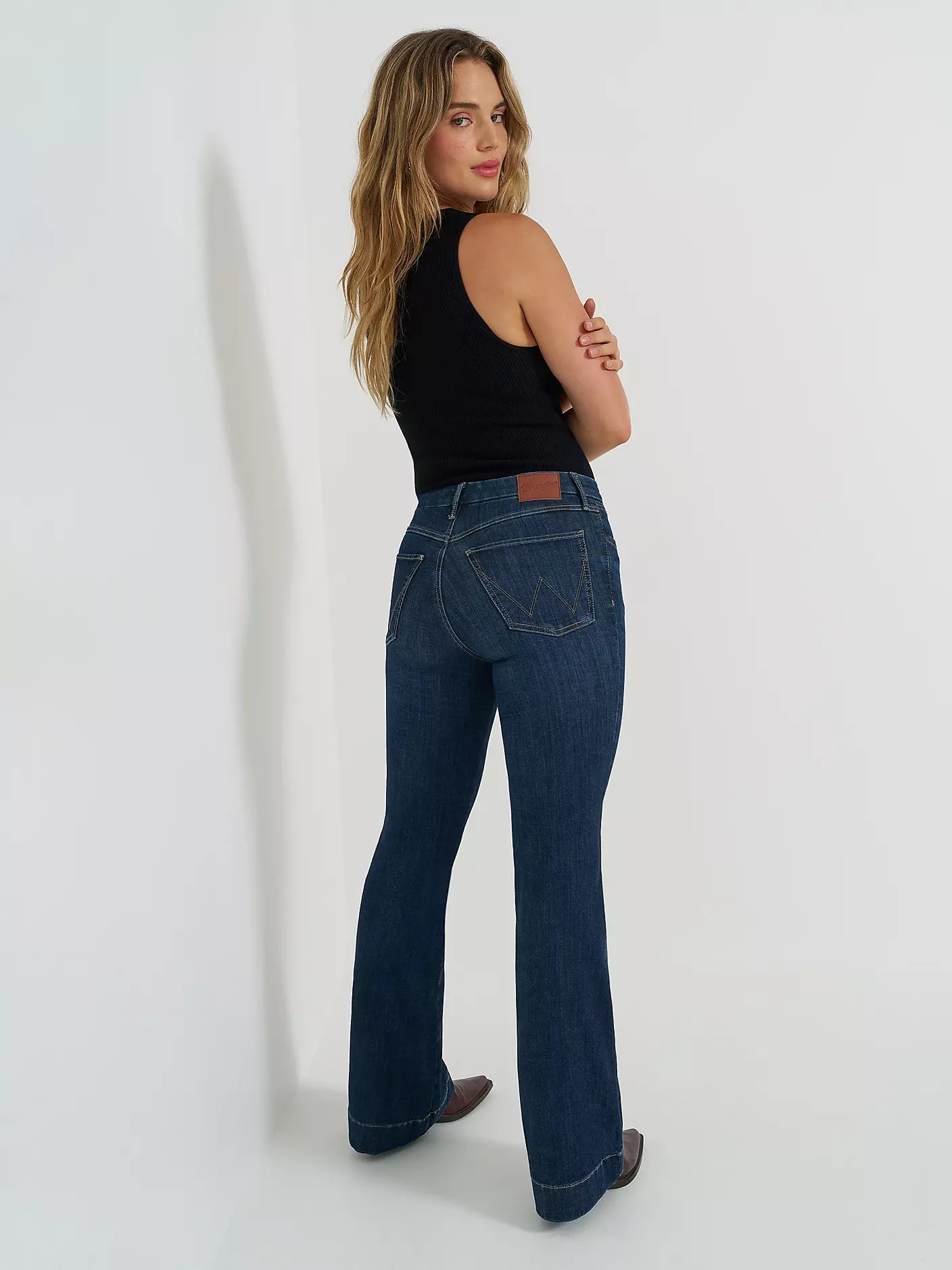 Wrangler Women's BESPOKE High Rise Trouser Jean -  Blue - Dark
