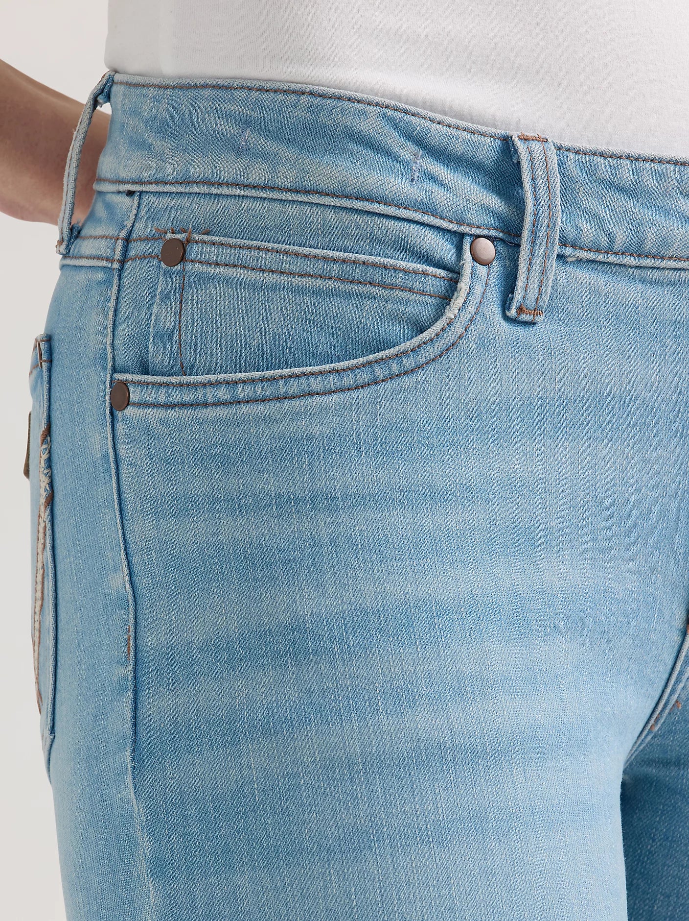 Wrangler Women's Retro® Mae Wide Leg Trouser Jean 32Leg