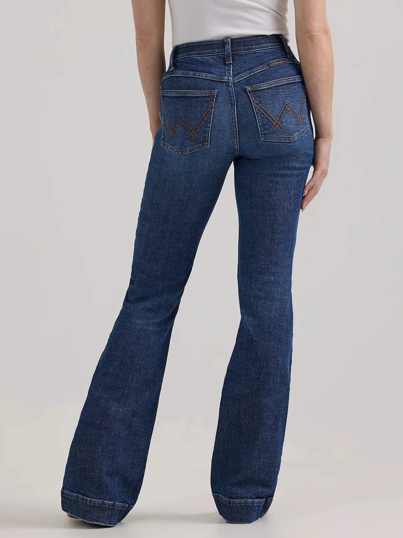 Wrangler Women's Ultimate Riding Jean Willow Mid-Rise Trouser 34Leg