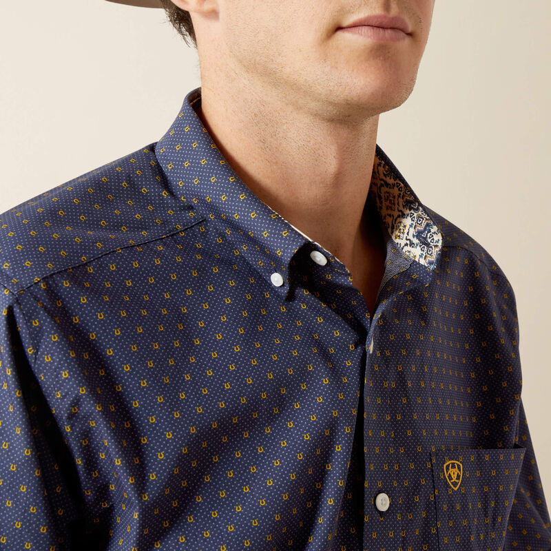 Ariat Men's Wrinkle Free Daven Fitted Shirt - Navy