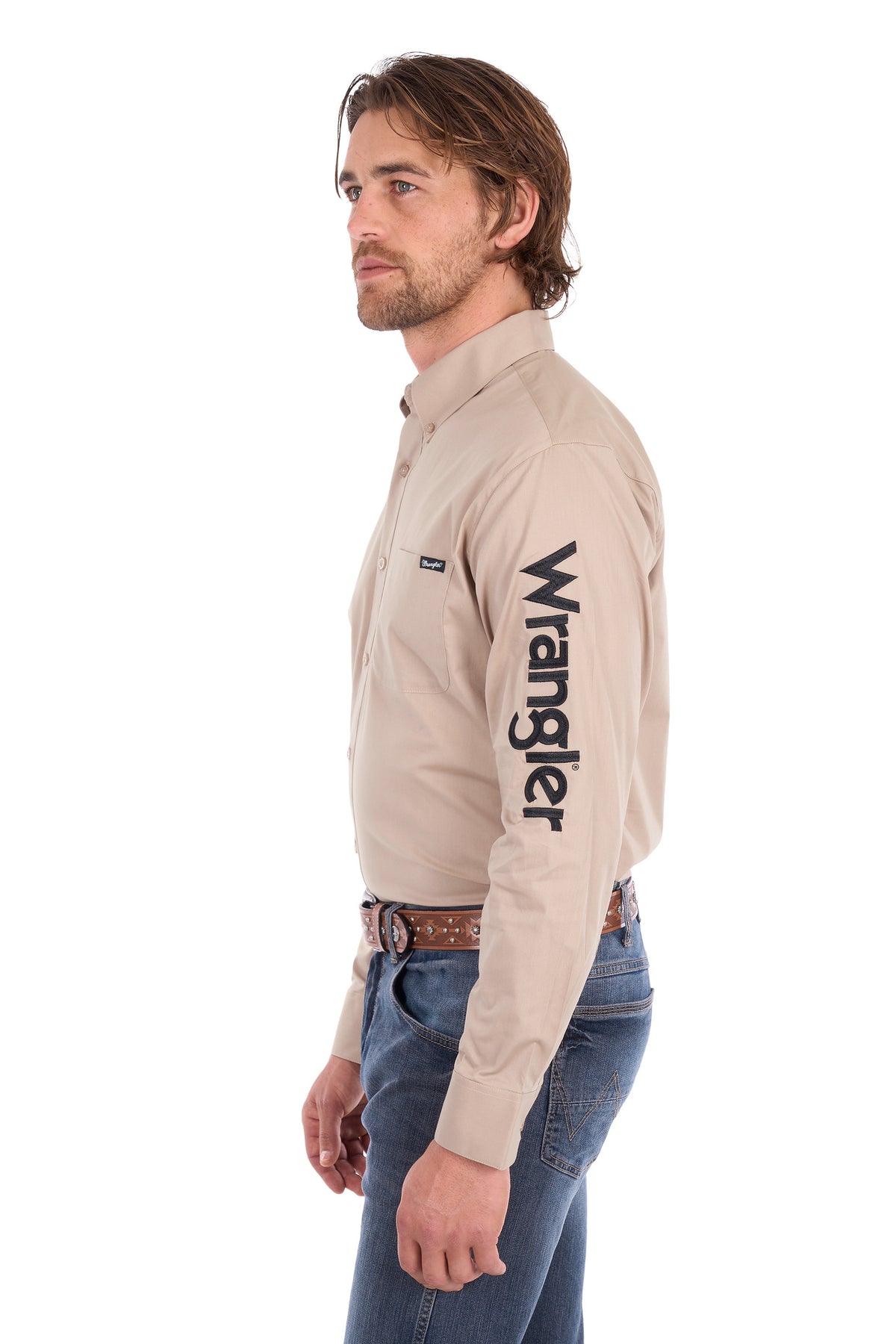 Wrangler Men’s Flex Logo One-Pocket Long Sleeve Shirt – Sand