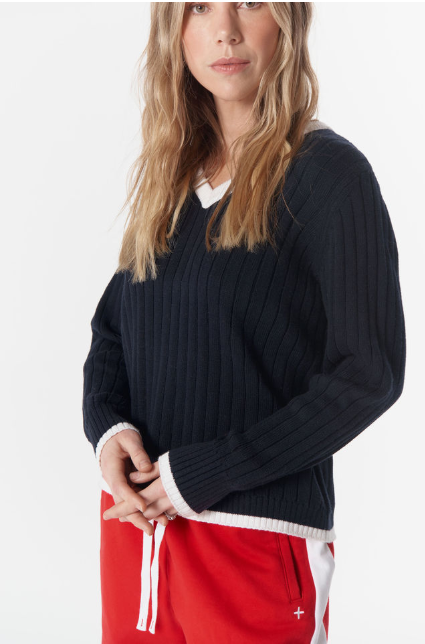 Goondiwindi Cotton Glow V Neck Knit