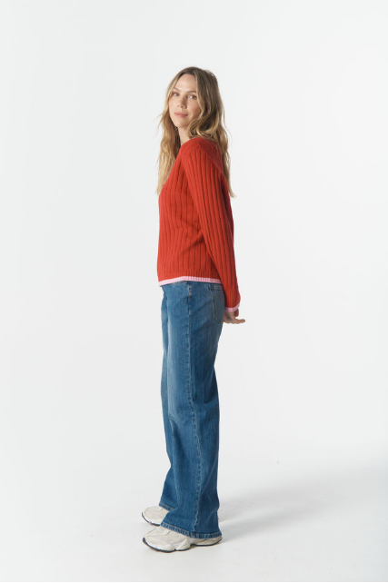 Goondiwindi Cotton Glow V Neck Knit