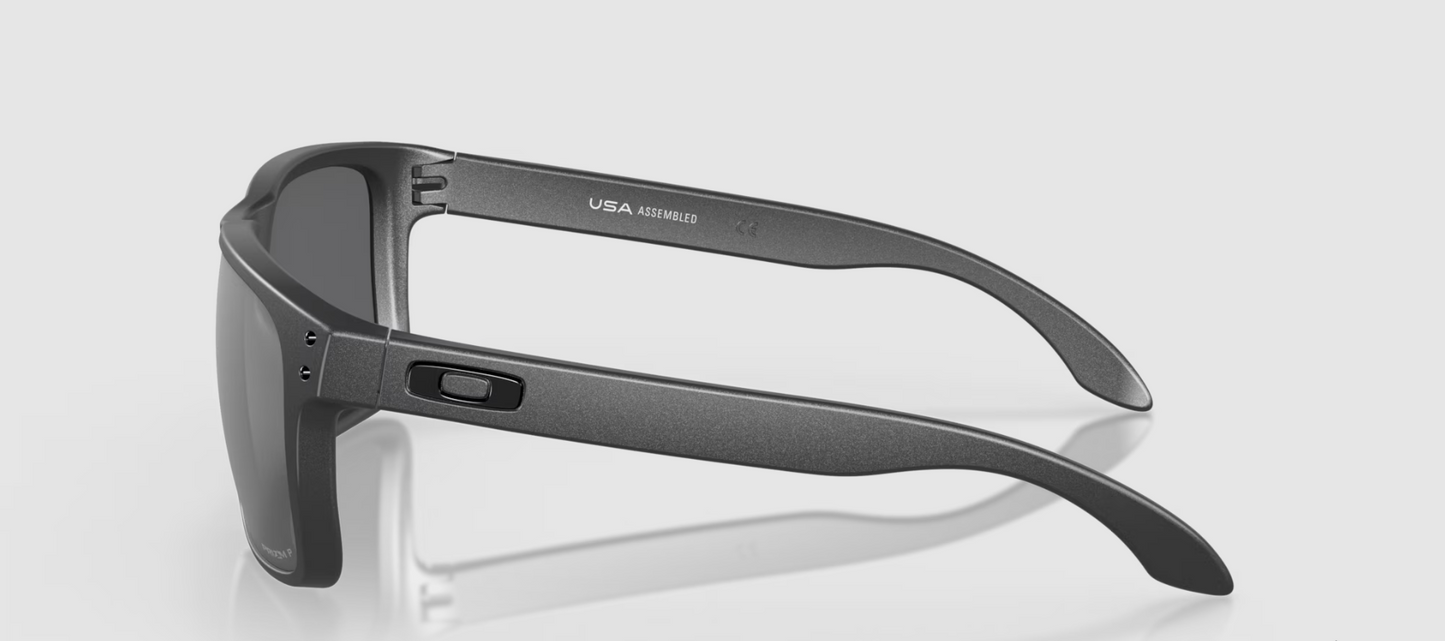 Oakley Holbrook XL Sunglasses - Matte Black w/ Prizm